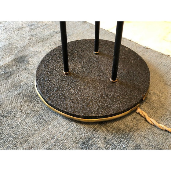 Image 1 of Vintage driepoot vloerlamp van metaal en messing voor Lunel, 1955