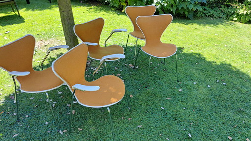 5x Eetkamerstoelen Fritz Hansen Arne Jacobsen