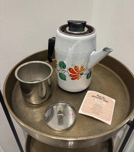 Geëmailleerde stalen koffiepot