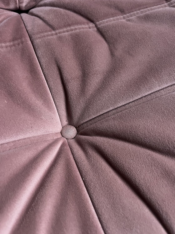 Image 1 of Togo Ligne Roset In Velvet Roze - 2 Zits