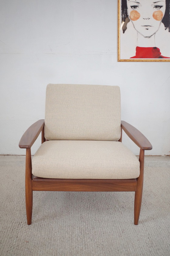 Image 1 of Vintage fauteuil nieuw gestoffeerd