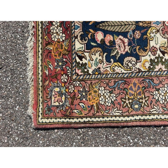 Image 1 of Vintage oosters handgeknoopt wollen vloerkleed met vogeldecoratie, 1970