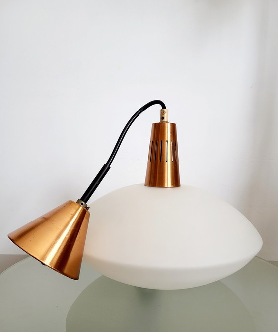 Image 1 of Vintage opaline glazen hanglamp, Scandinavische stijl, koper afwerking