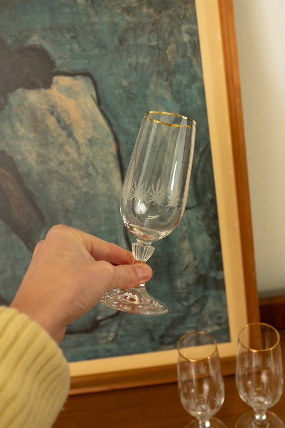Image 1 of Set Van 4 Gedetailleerde Vintage Champagne Flutes