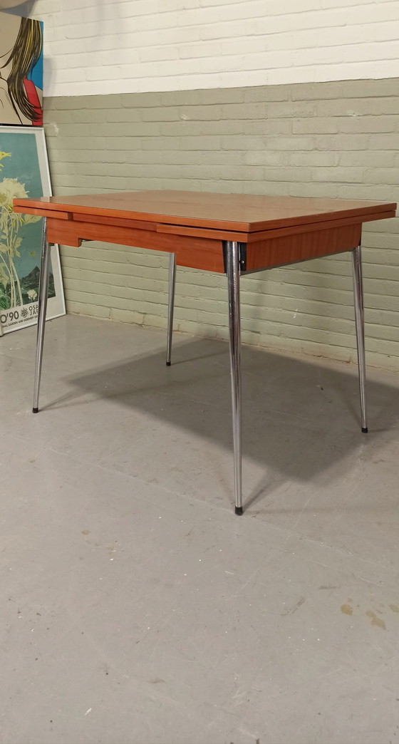 Image 1 of Vintage Formica uitschuifbare eettafel