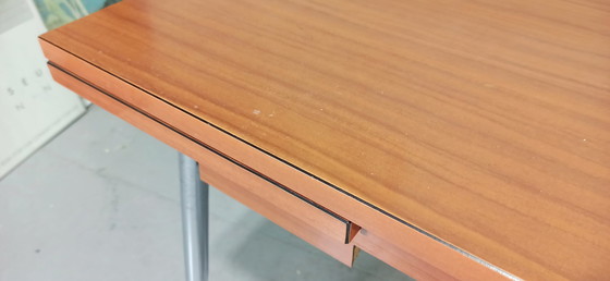 Image 1 of Vintage Formica uitschuifbare eettafel