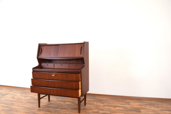 Image 1 of Mid Century Deense teakhouten secretaire, 1960S.