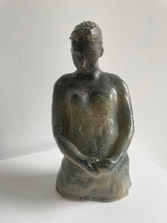 Image 1 of Beeld Vrouwfiguur Impressionistisch Geboetseerd, Geglazuurd