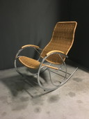 Vintage italiaanse rotan schommelstoel