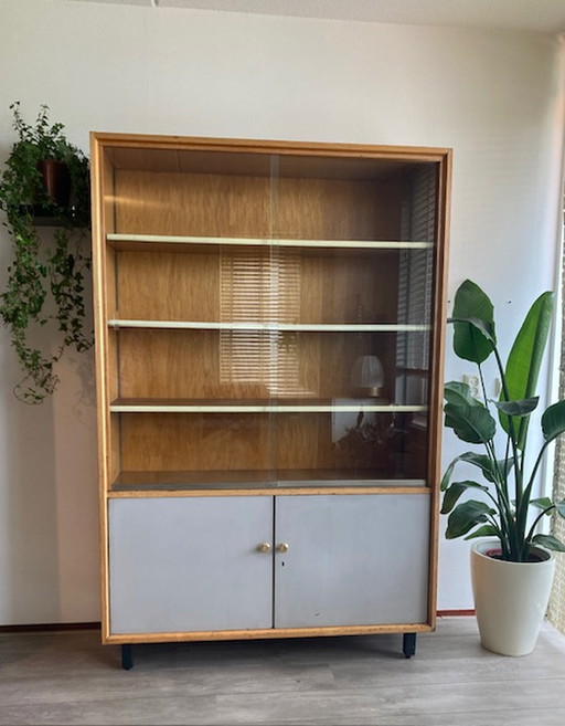 Vintage mid-century vitrinekast