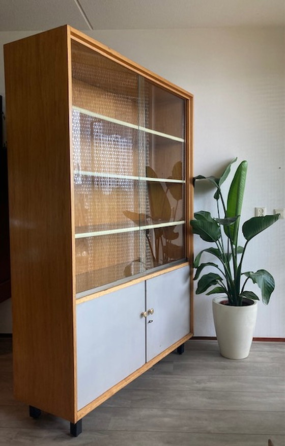 Image 1 of Vintage mid-century vitrinekast
