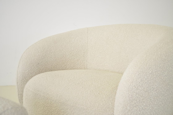 Image 1 of Eichholtz swivel chair + stool + kussen