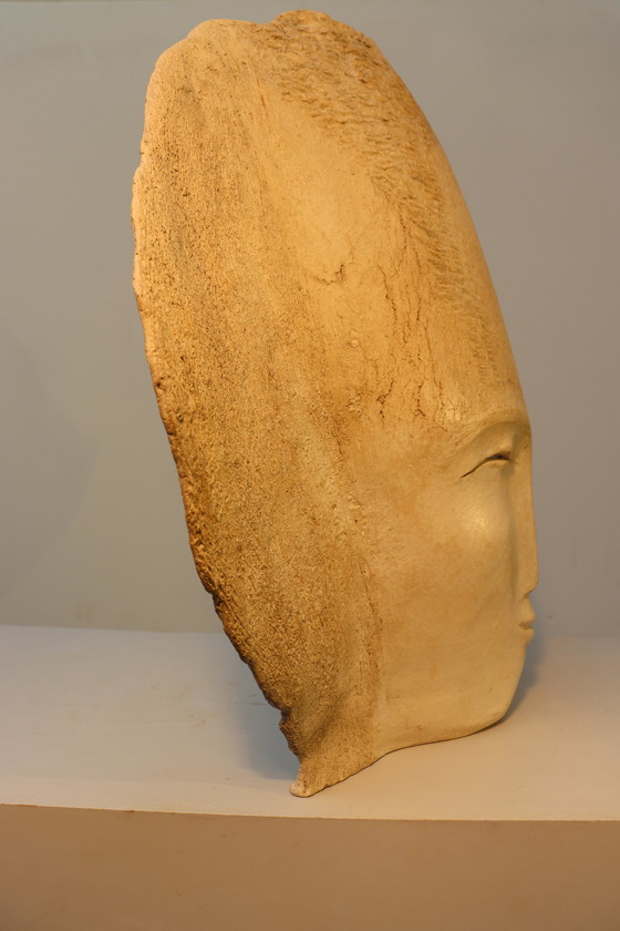 Image 1 of Serena sculptuur