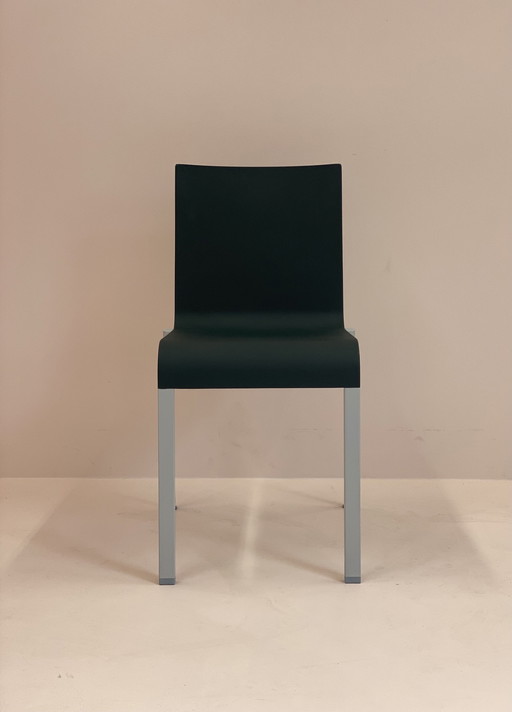 Vitra 03 stoel