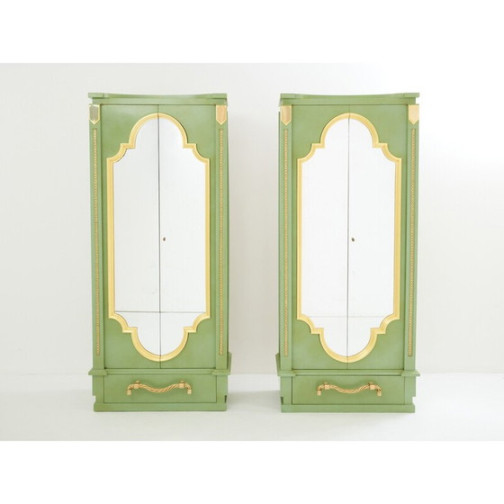 Image 1 of Paar vintage kasten in massief eikenhout gedecoreerd met celadon groene lak door André Arbus, 1930