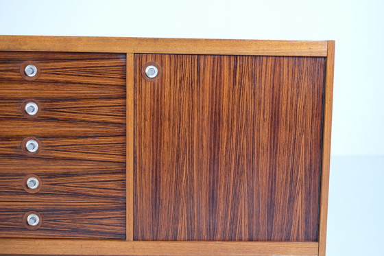 Image 1 of Dressoir van George Coslin