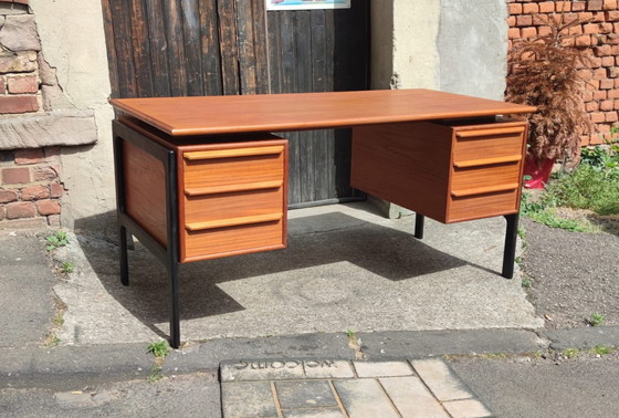 Image 1 of Deens Bureau Made In Denmark Mid Century Design Tafel Bureau Schrijftafel 60s Vintage Teak Retro 60S