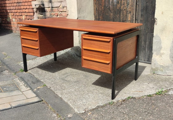 Image 1 of Deens Bureau Made In Denmark Mid Century Design Tafel Bureau Schrijftafel 60s Vintage Teak Retro 60S