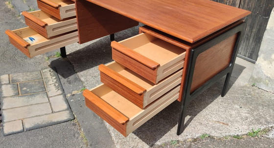 Image 1 of Deens Bureau Made In Denmark Mid Century Design Tafel Bureau Schrijftafel 60s Vintage Teak Retro 60S