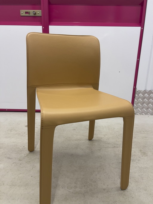 Magis Chair First In Leather Neutraal