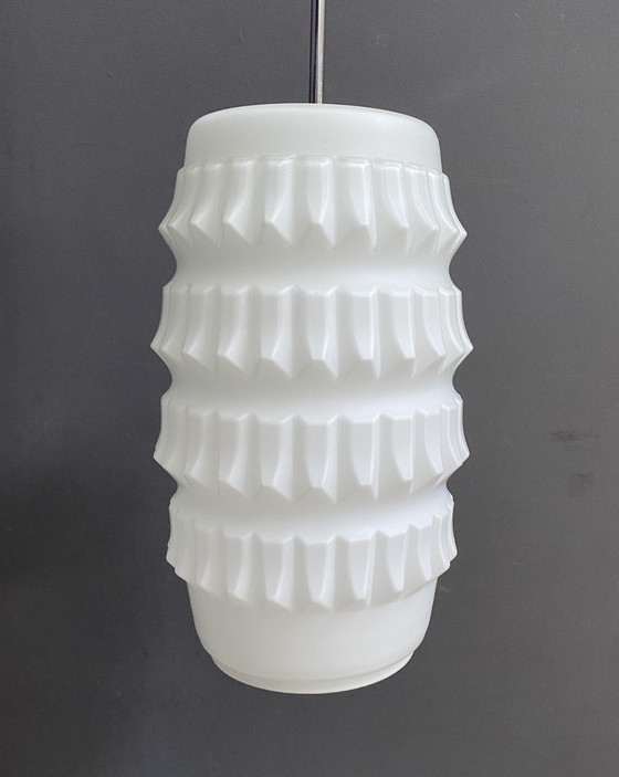 Image 1 of Witte Glazen Brutalis Hanglamp 1960S