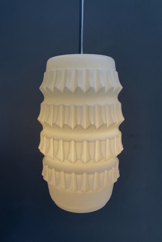 Image 1 of Witte Glazen Brutalis Hanglamp 1960S