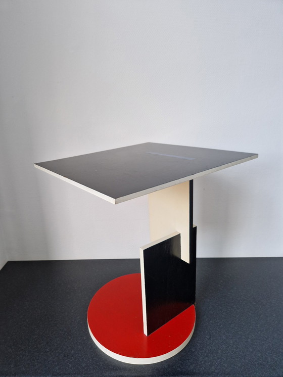 Image 1 of Gerrit Rietveld Divantafel Schrödertafel