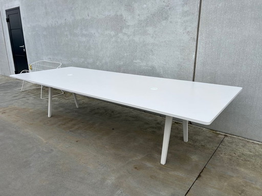 Vitra Joyn Tafel