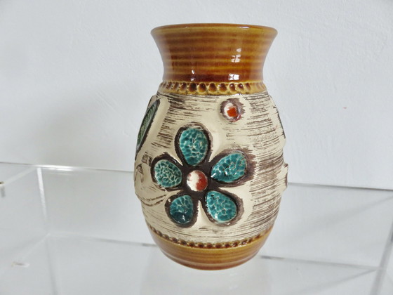 Image 1 of West-Duitse keramische vaas met bloemmotief, jaren 1960