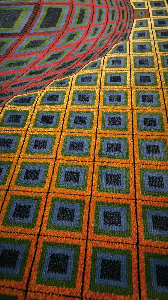 Image 1 of "Vega" Op-Art tapijt in de stijl van Vasarely, jaren 1970