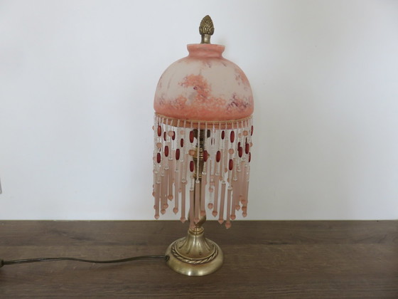 Image 1 of Victoriaanse Bronzen en Marmora Glazen Lamp