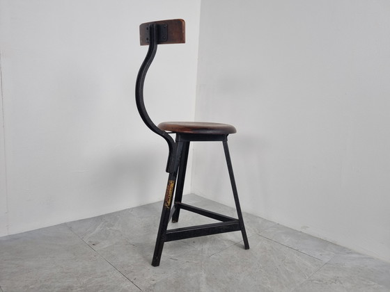 Image 1 of Vintage industriële kruk
