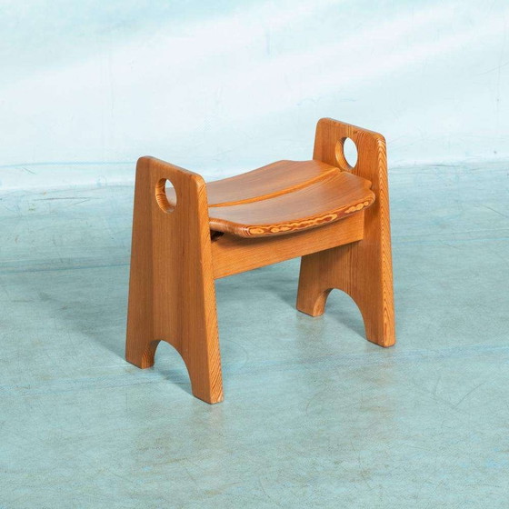 Image 1 of Boho houten 60s kruk Minimalist pine stool Gilbert Marklund