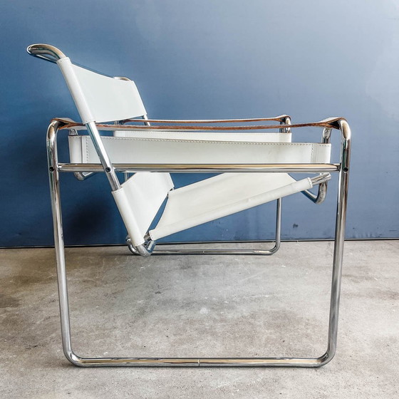 Image 1 of Knoll International - Wassily - Fauteuil - Wit - Topconditie