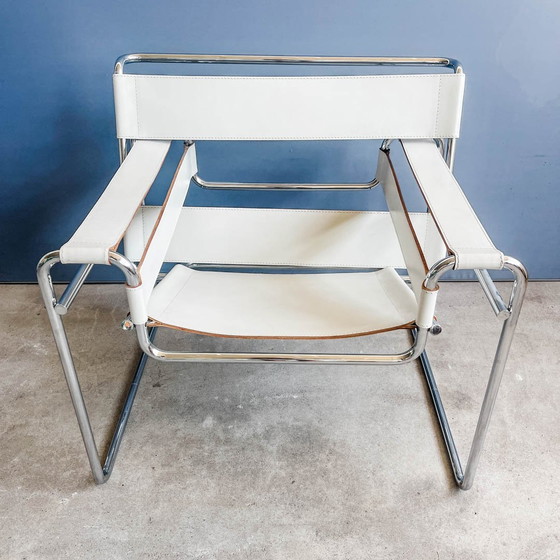 Image 1 of Knoll International - Wassily - Fauteuil - Wit - Topconditie