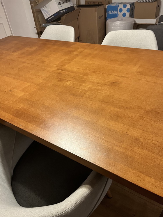 Image 1 of Eiken eetkamertafel met stalen poten