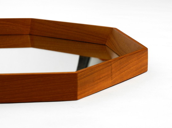 Image 1 of Zeer mooie Octagonale Teakhouten Wandspiegel uit 1960 | 45Cm | 17.7"