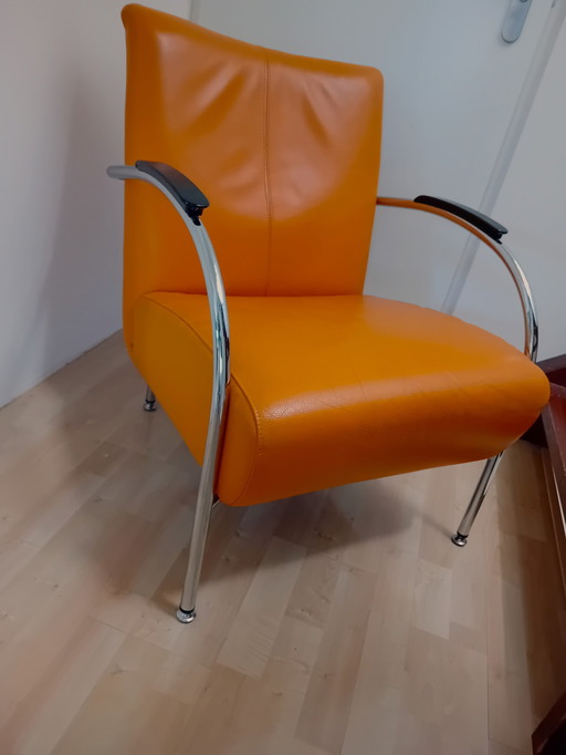 2x Moderne buizenframe fauteuils