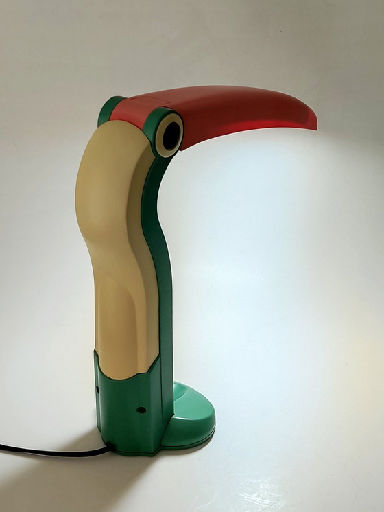 Image 1 of Tafellamp Toucan Design Huo-Tu Huang