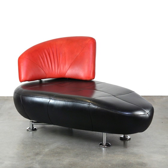 Image 1 of Vintage zwart en rood design lounge bank van LeoLux model Kikko