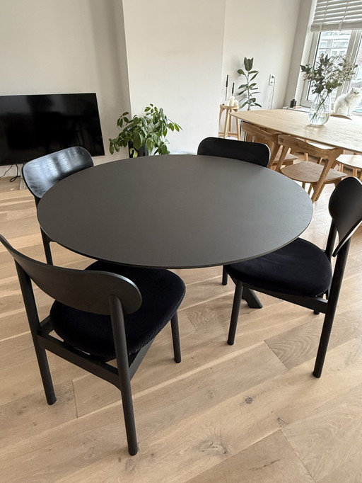 Hay Cph20 Tafel 120cm + 4 X Decotique Olifantenstoel