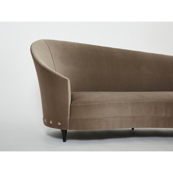 Image 1 of Vintage taupe fluwelen sofa van Federico Munari, 1960