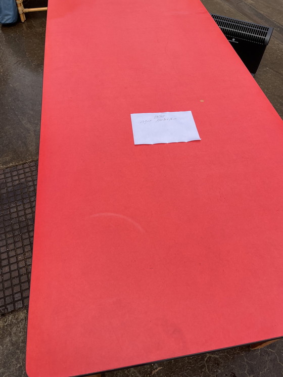 Image 1 of Rode Formica Tafel
