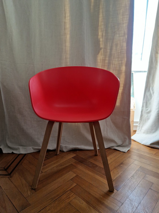 Image 1 of 2x Hooi, About A Chair Aac22