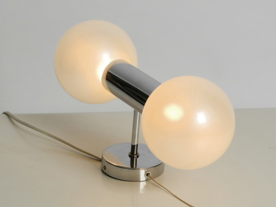 Image 1 of Originele Staf Motoko Ishii 1970s chromen wandlamp met parelachtige glinsterende witte glazen bollen