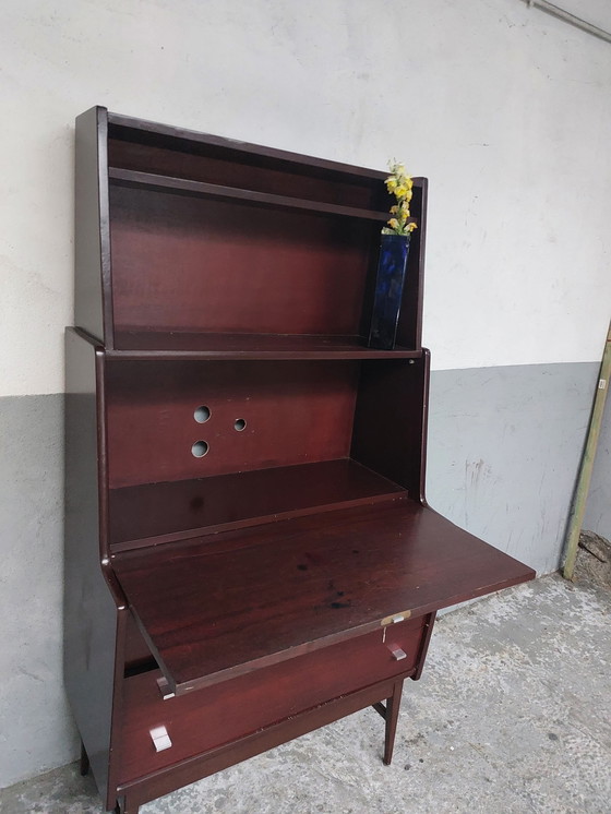 Image 1 of Mid-eeuwse secretaire