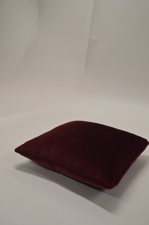 2X Cushion Bordeau Velvet