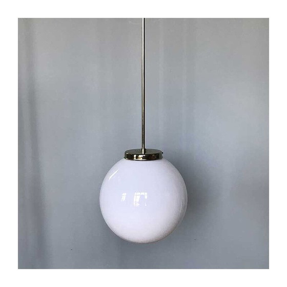 Image 1 of Vintage witte glazen bol hanglamp