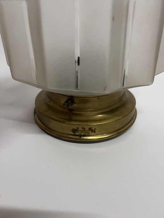 Image 1 of Skyscraper Plafonnière Vintage Art Deco Getrapte Kap Mat Glas Messing Armatuur 