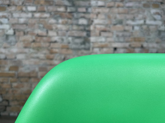 Image 1 of Vitra Eames Plastic Side Chair Dsw Groen